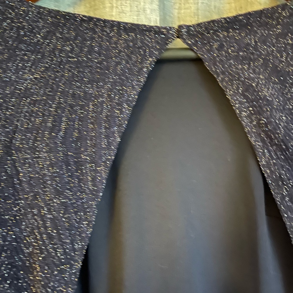 Beautiful dark blue long flowing dress - Picture 12 of 16